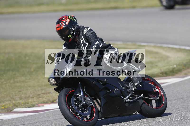 /01 02.04.2026 MAZ ADR/Gruppe rot/42